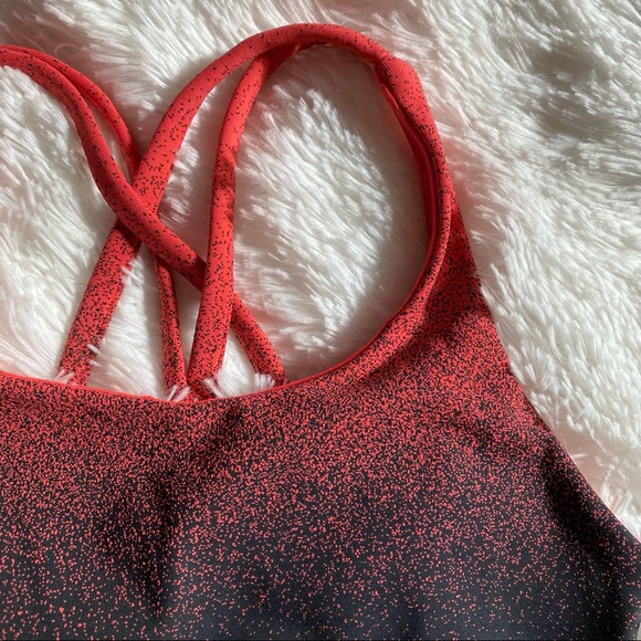 Lululemon Energy Bra - Picture 2 of 6